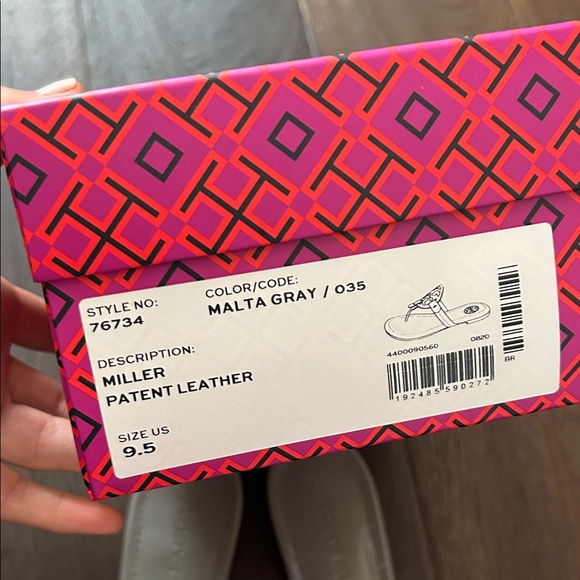 TORY BURCH MILLER SANDALS MALTA GRAY PATENT sz 9.5 - Picture 4 of 9